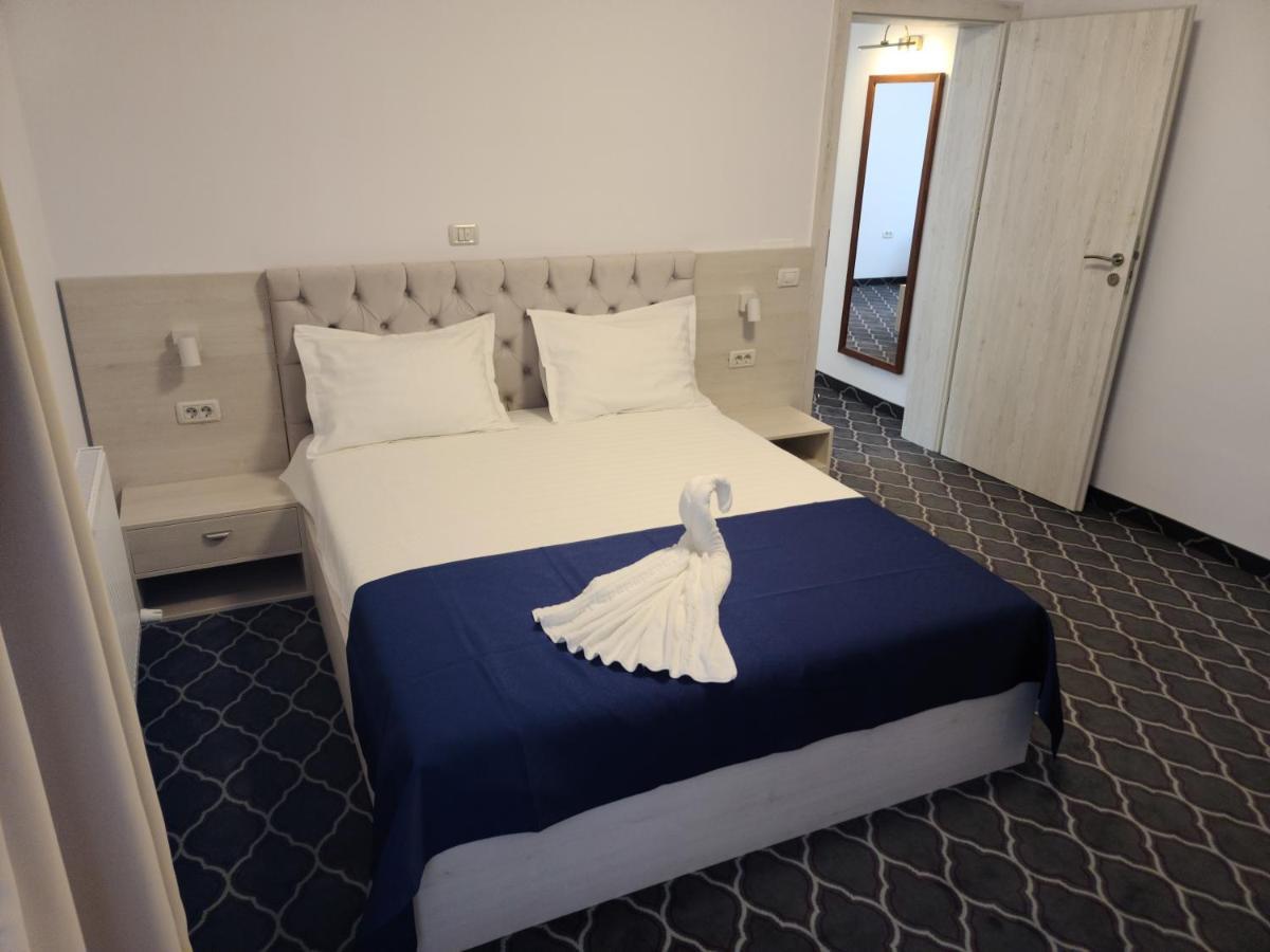 Eros Beach Resort Нэводари Экстерьер фото